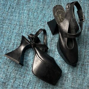 Vintage Luichiny Chunky Platform Leather Heels 90s Y2K Bratz Size 8 Women's